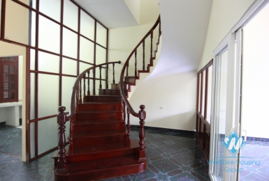 A house with lots of rooms for rent in Tay Ho